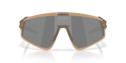 Oakley Latch Panel