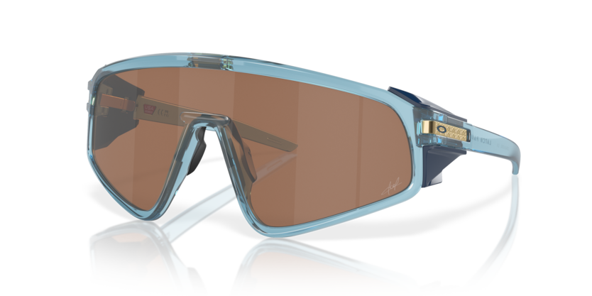 Oakley Latch Panel