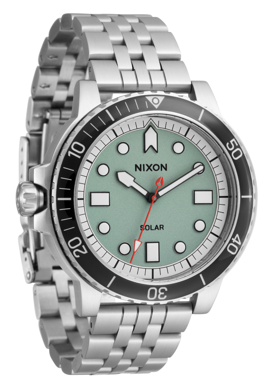 Nixon Stinger 44